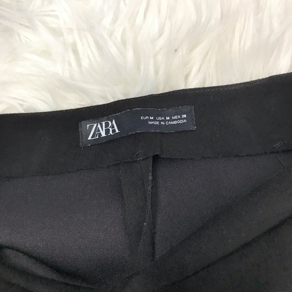Zara Faux Suede Zippered Medium Black Skorts - Picture 5 of 5